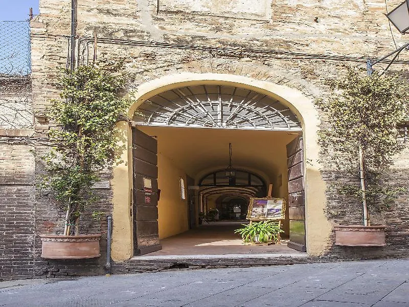 Il Chiostro Del Carmine Hotell Siena