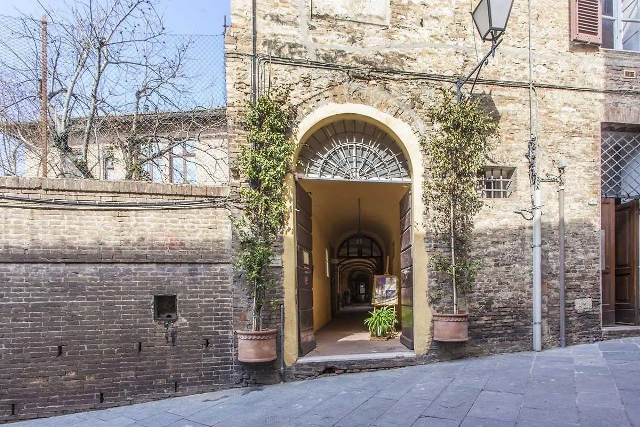 Il Chiostro Del Carmine Hotell Siena