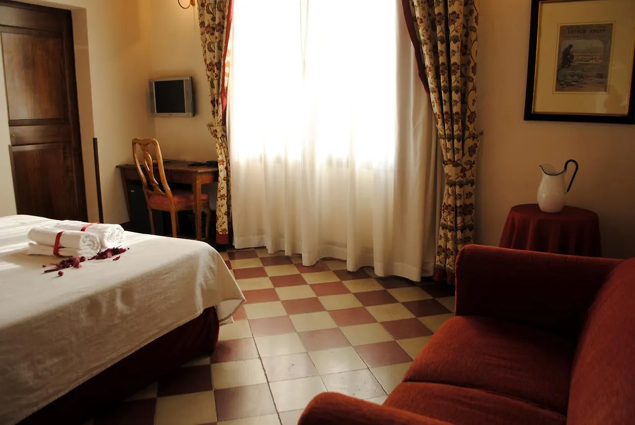 Il Chiostro Del Carmine Hotell Siena