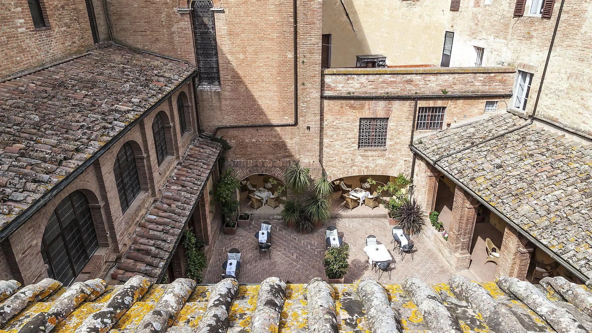 Il Chiostro Del Carmine Hotel Siena 4*,  Italy