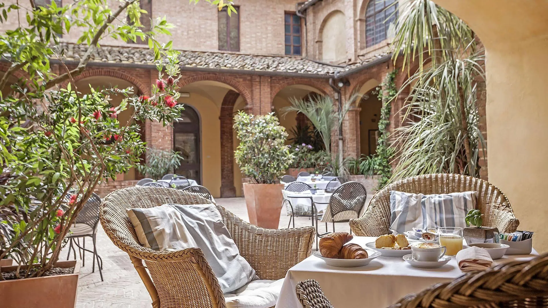 Il Chiostro Del Carmine Hotell Siena 4*,  Italien