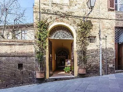 Il Chiostro Del Carmine Hotel Siena