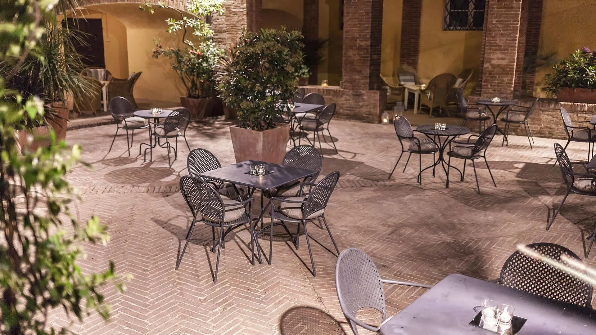 מלון סיינה Il Chiostro Del Carmine